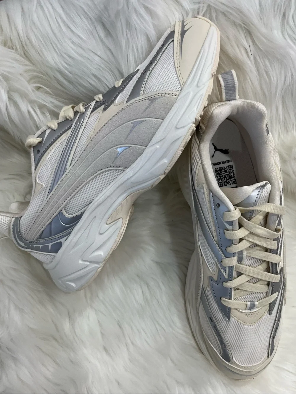 Puma‎ Morphic Retro Sneakers Warm White/Puma Silver Men’s Size 10